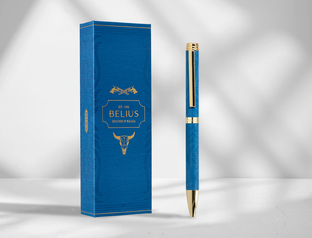 BOLIGRAFO BELIUS WILD WEST ALUMINIO COLOR AZUL MARINO DORADO TINTA COLOR AZUL CAJA DE DISEO