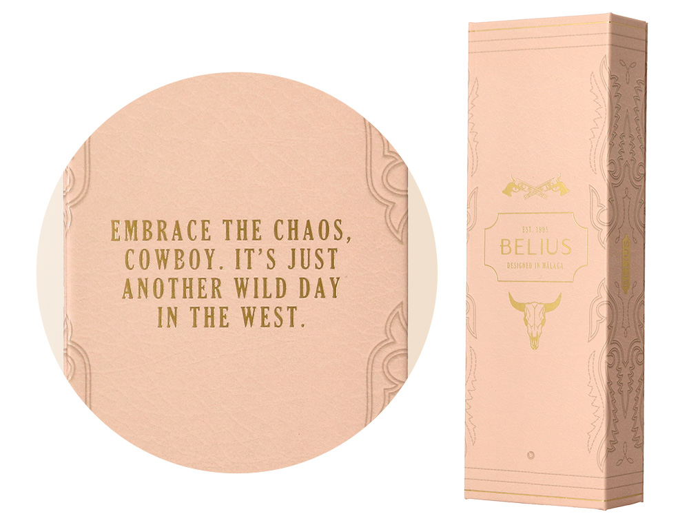 ROLLER BELIUS WILD WEST ALUMINIO COLOR CREMA DORADO TINTA COLOR NEGRO CAJA DE DISEÑO